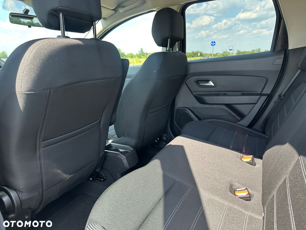 Dacia Duster 1.6 SCe Prestige - 11