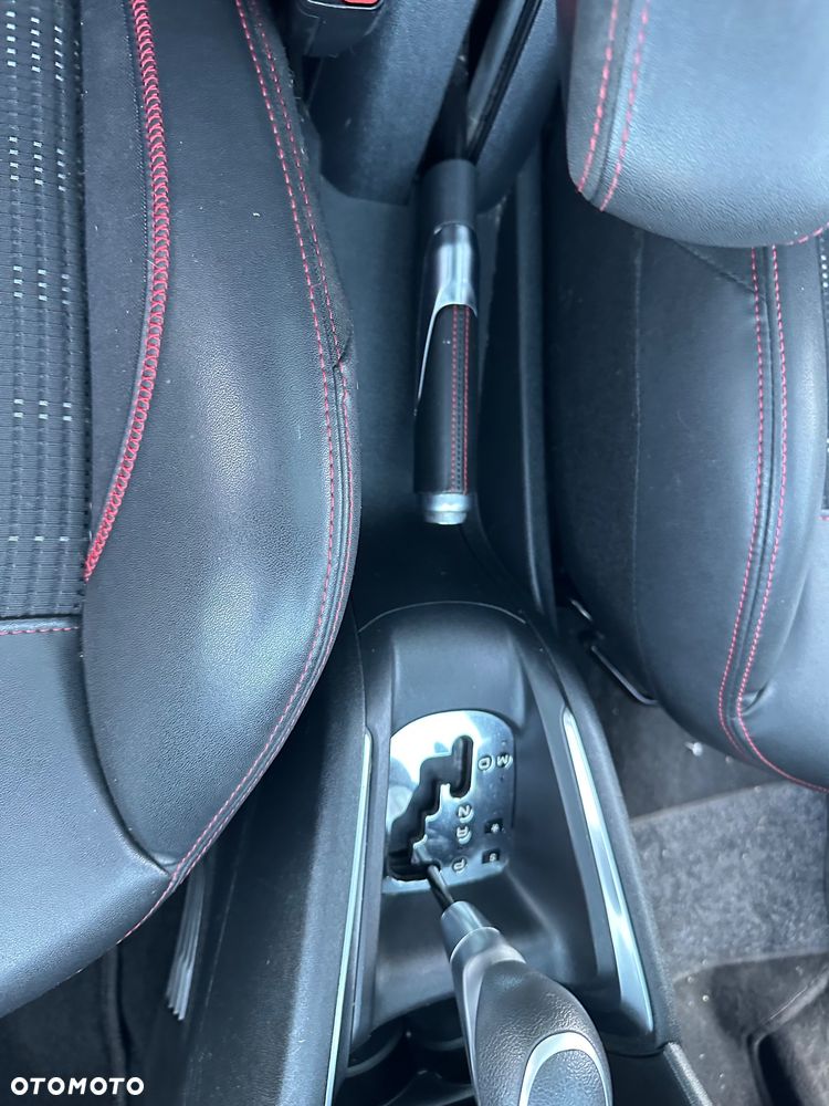 Peugeot 208 PureTech 130 EAT8 GT Pack - 19