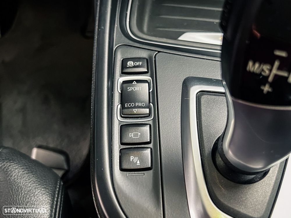 BMW 318 Gran Turismo d Auto Line Luxury - 15