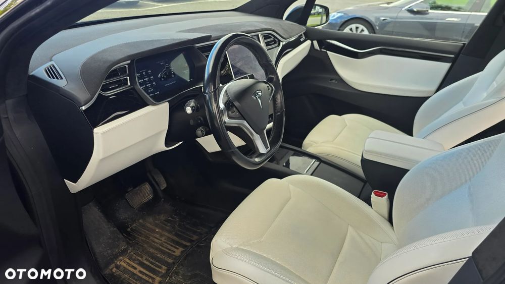 Tesla Model X Long Range Plus - 15