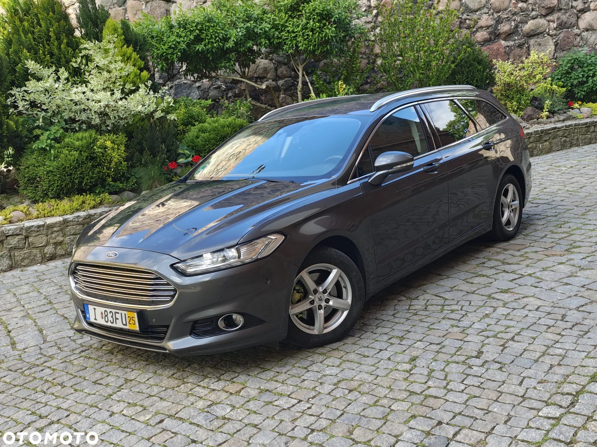 Ford Mondeo - 1