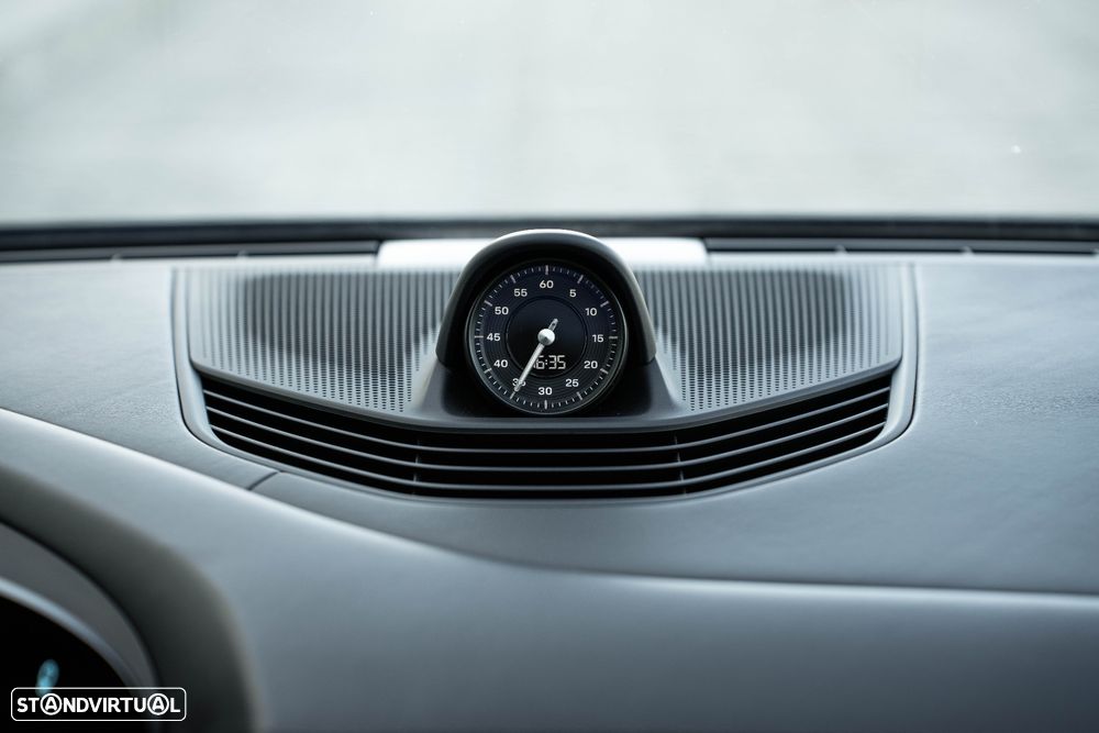 Porsche Taycan 4S - 46
