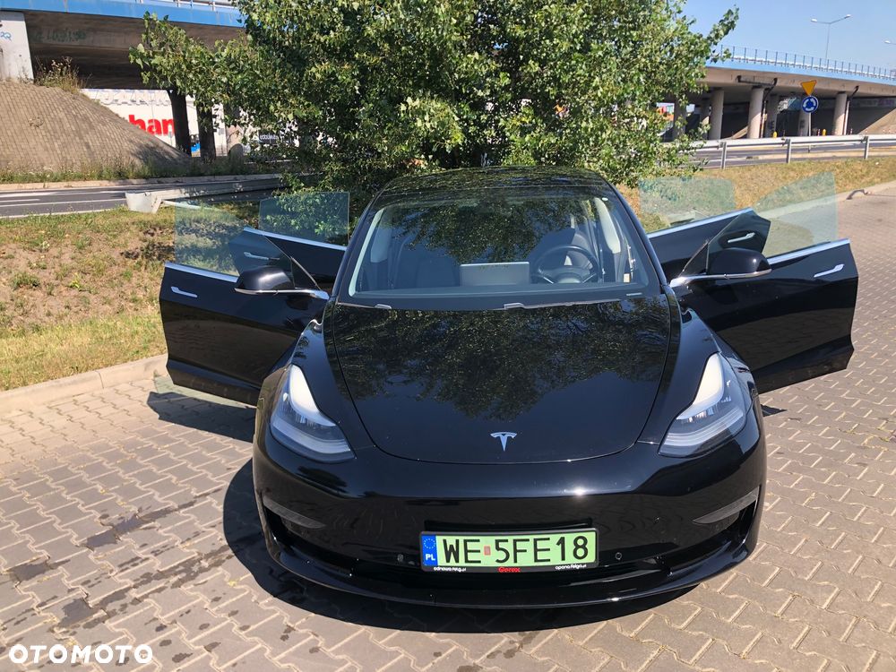 Tesla Model 3 Langstreckenbatterie Allradantrieb Dual Motor - 13
