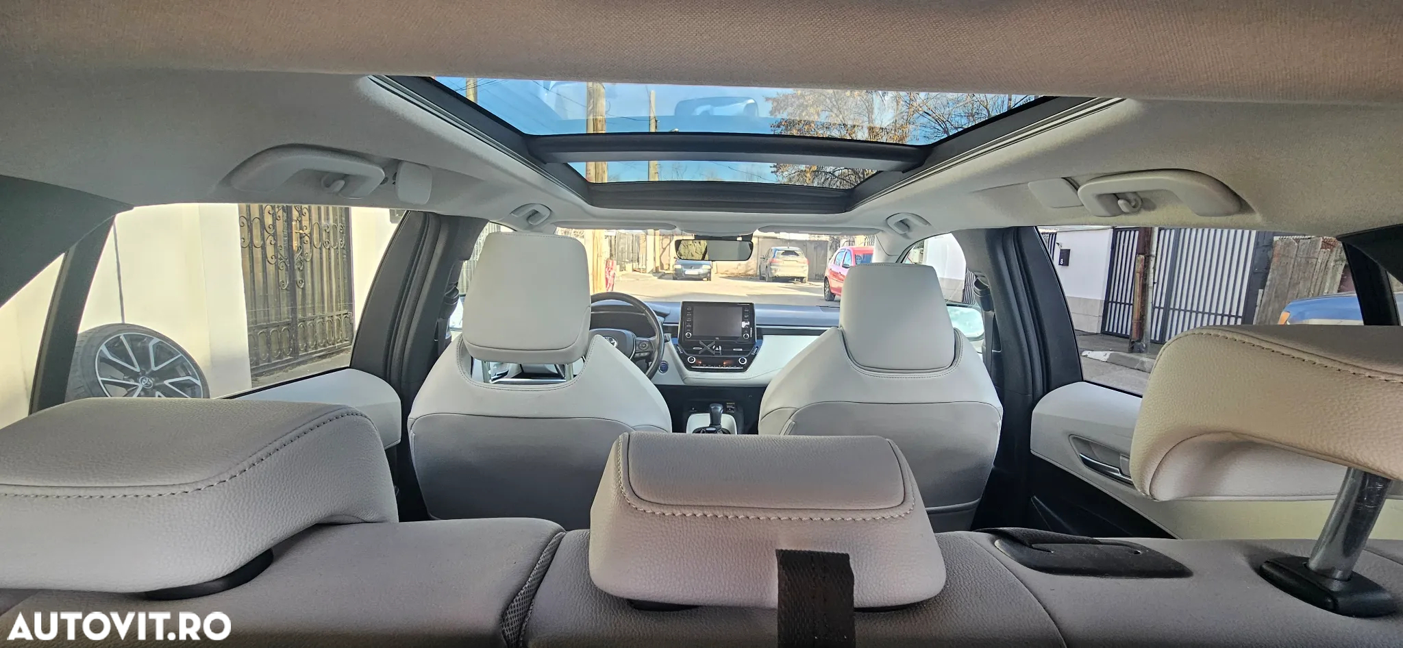 Toyota Corolla - 5