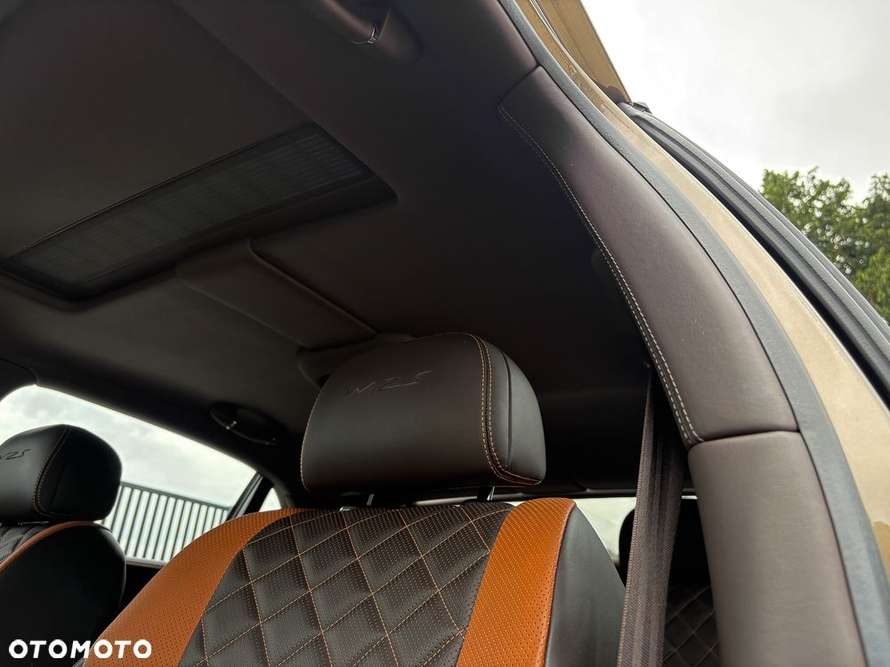 Bentley Flying Spur W12 - 19