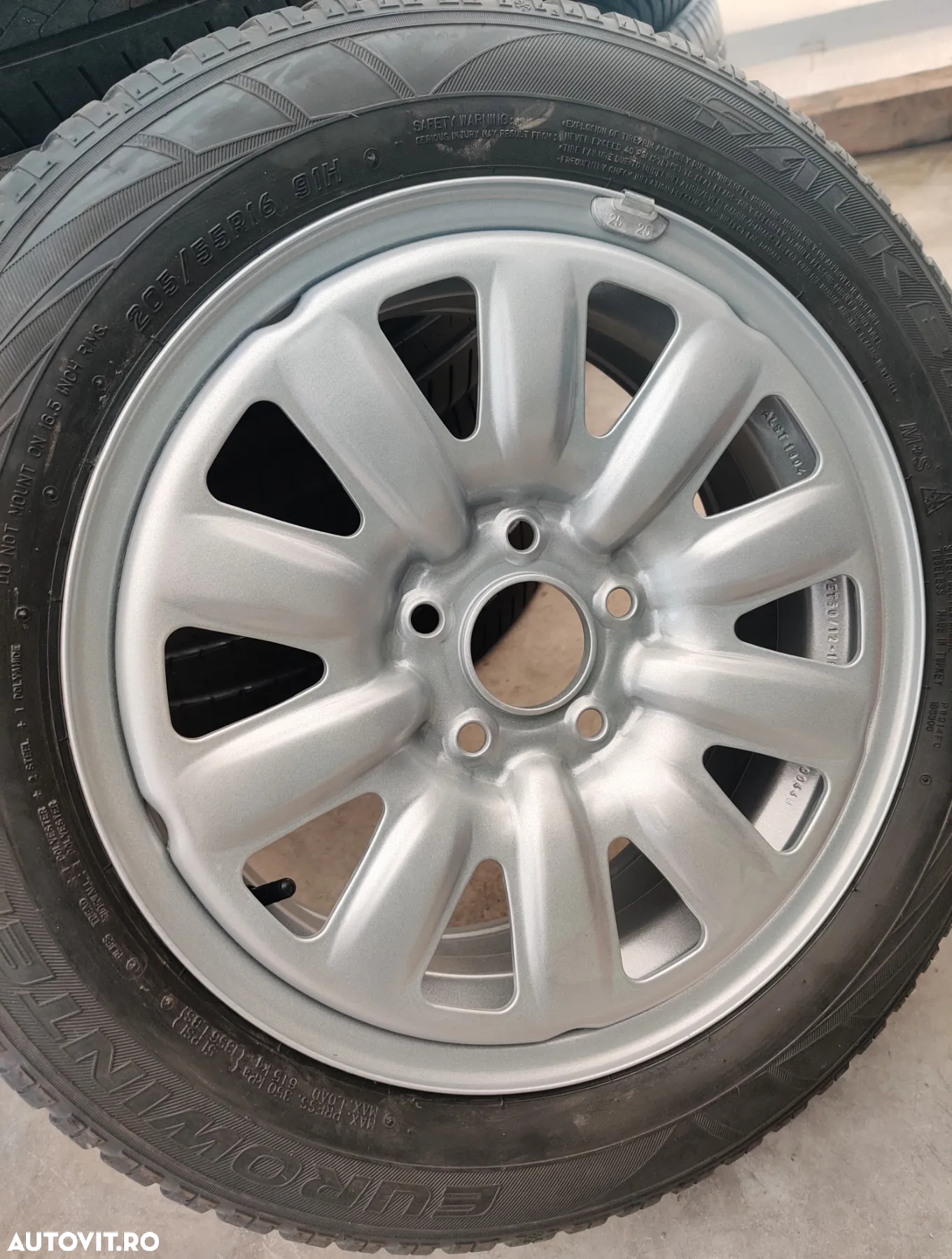 Hyundai i30 1.4 100CP 5DR M/T Highway - 30