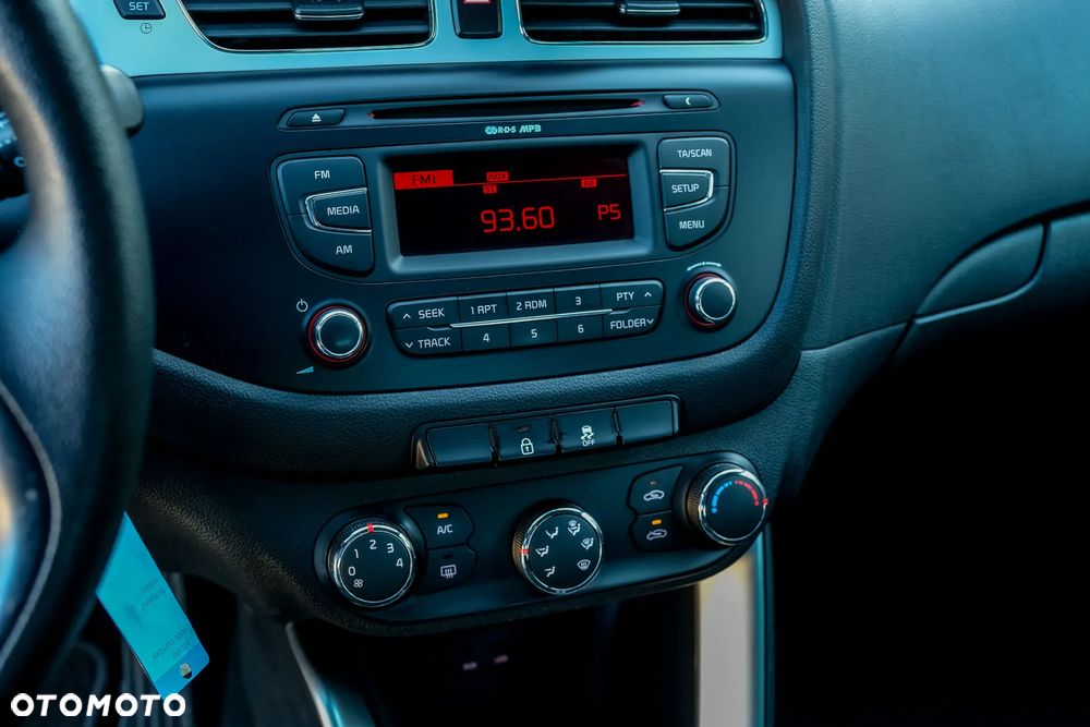 Kia Ceed 1.4 CVVT Vision - 22