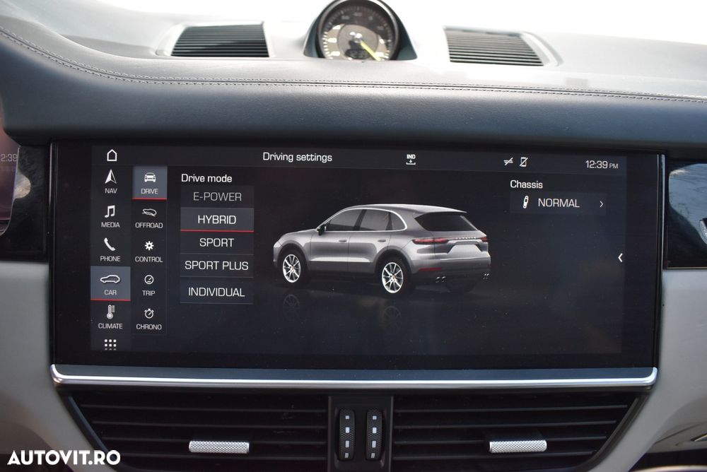 Porsche Cayenne Tiptronic S Platinum Edition - 12