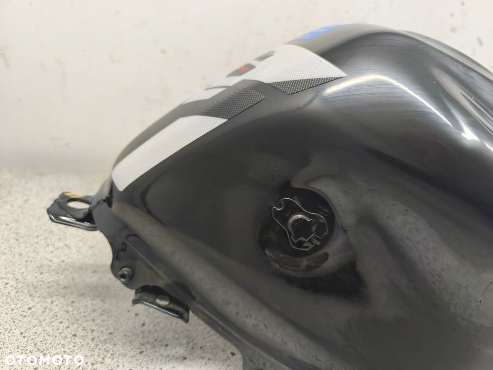 Bak, zbiornik paliwa KTM 125 Duke - 9