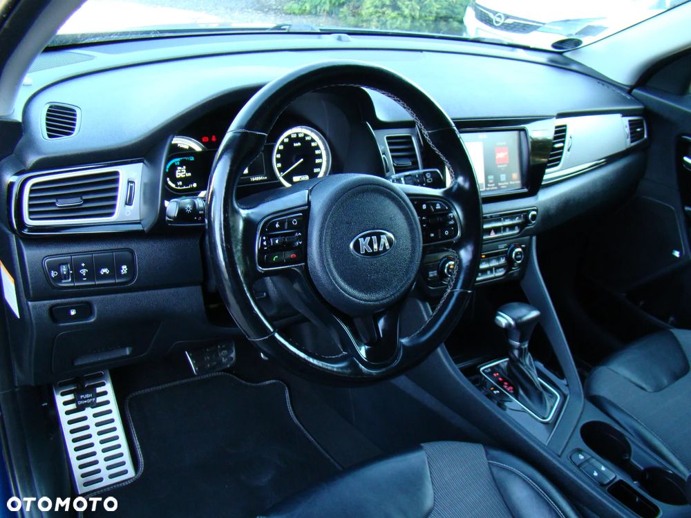 Kia Niro 1.6 GDI 2WD Edition 7 - 17