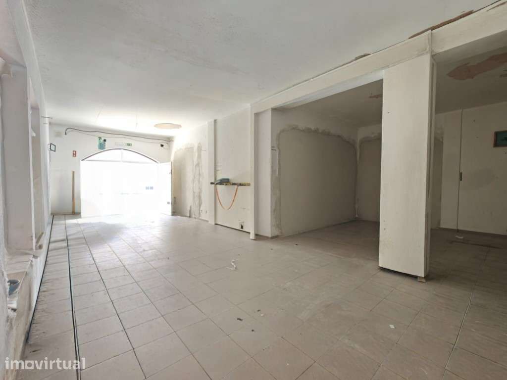 Espaço comercial para arrendamento no Baleal - Grande imagem: 4/13