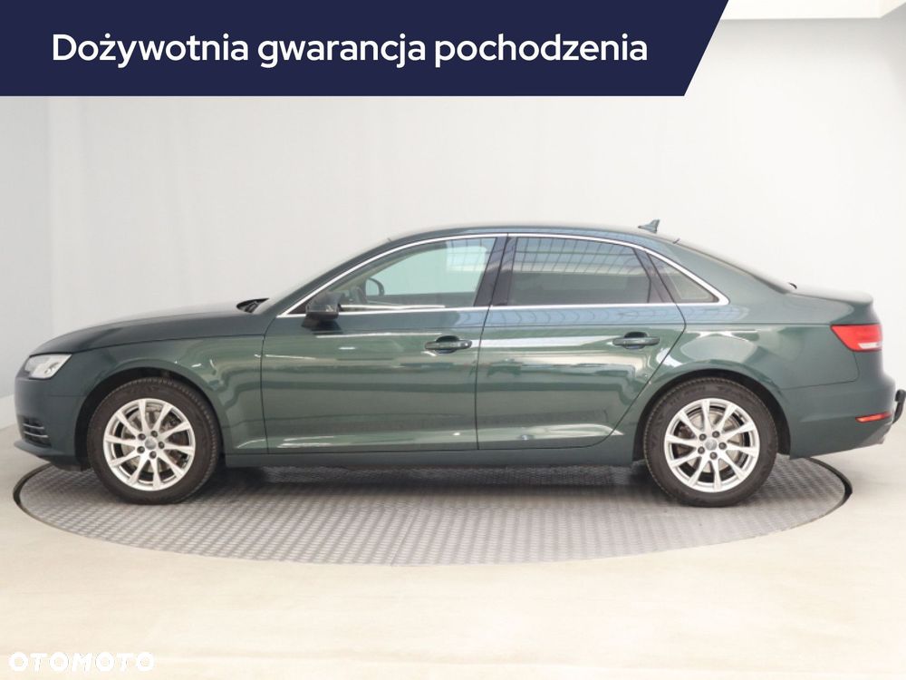Audi A4 Limousine - 4