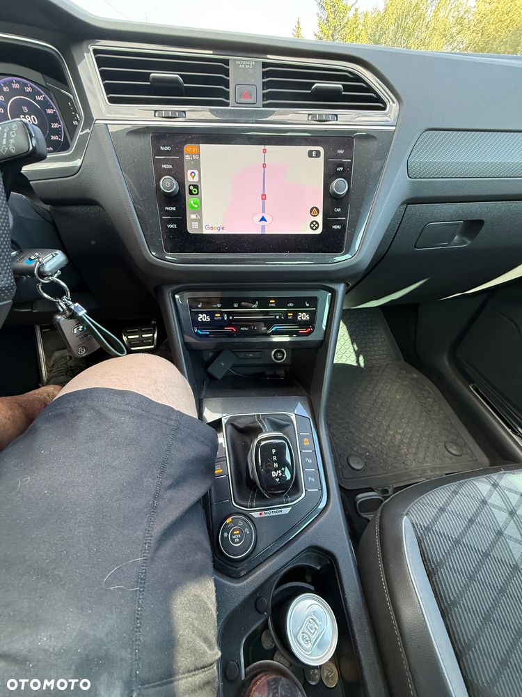 Volkswagen Tiguan 2.0 TDI SCR 4MotION DSG R-Line - 22