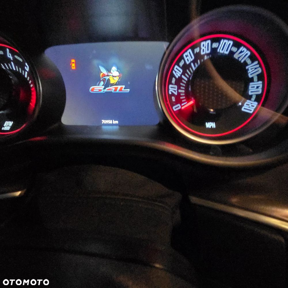 Dodge Challenger 6.4 Scat Pack - 7