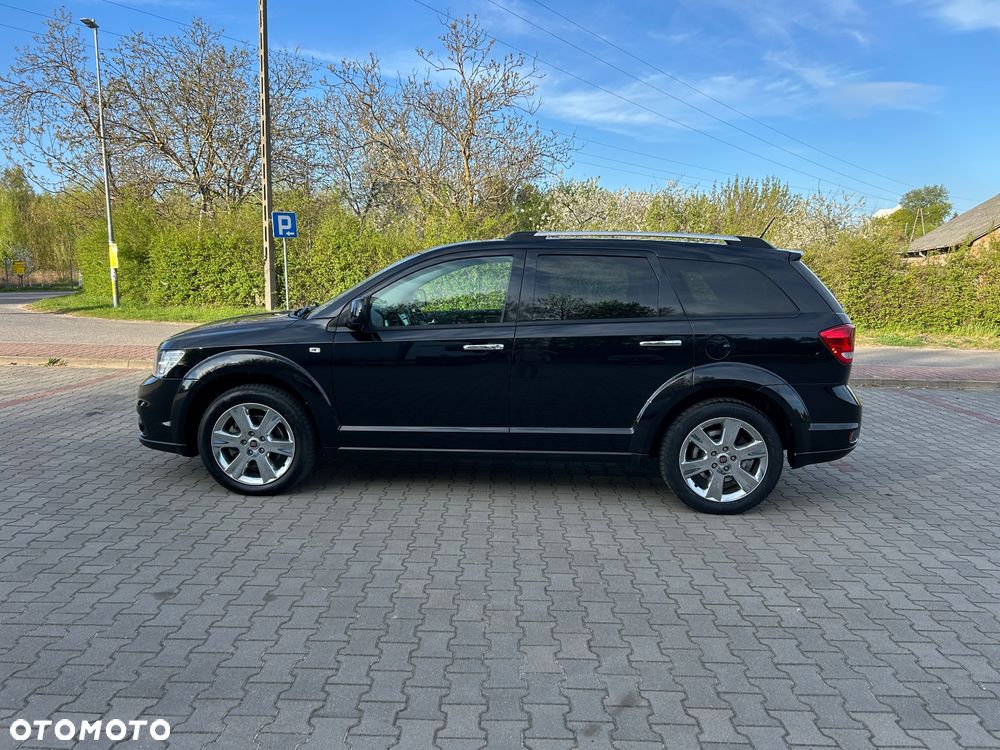 Fiat Freemont 2.0 Multijet 16V DPF Automatik Allrad Lounge - 2