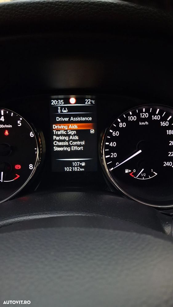Nissan Qashqai 1.6 DIG-T TEKNA+ - 24