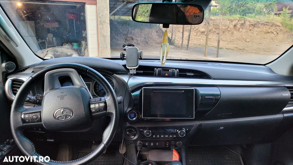 Toyota Hilux - 9