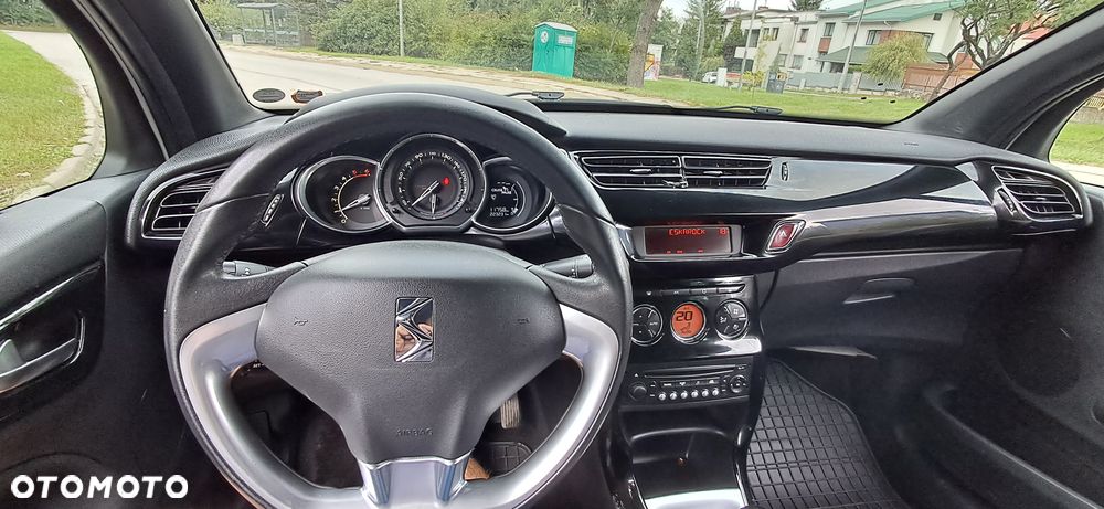 Citroën DS3 1.6 HDi 99g SoChic - 5