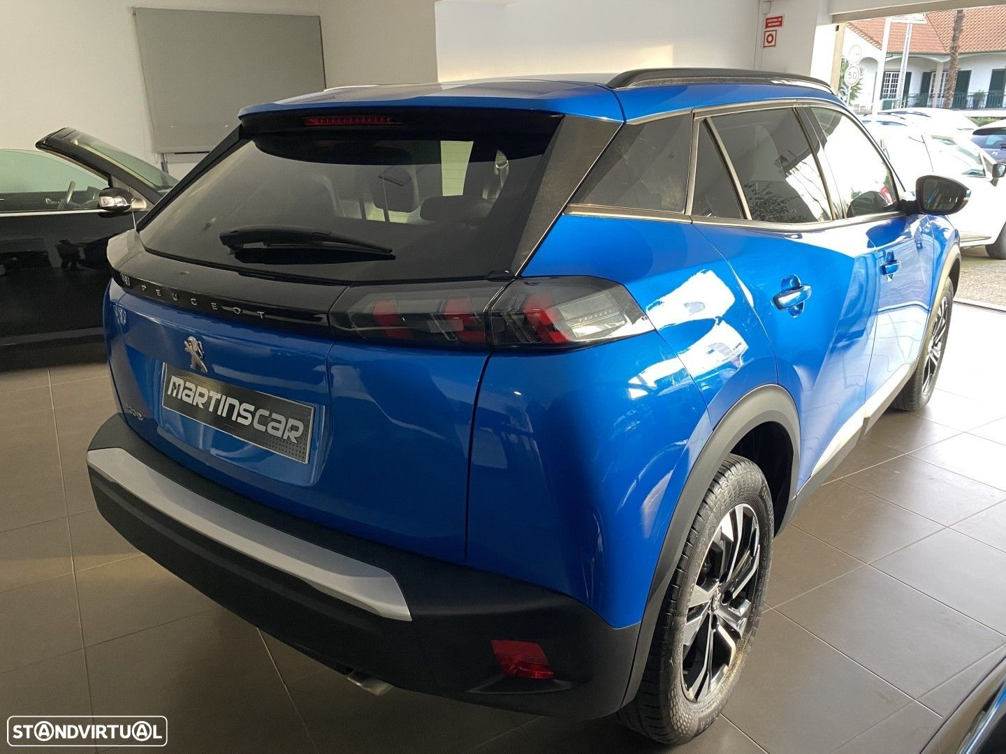 Peugeot 2008 1.5 BlueHDi Allure Pack EAT8 - 11