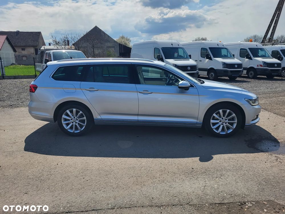 Volkswagen Passat 2.0 TDI SCR DSG Highline - 3