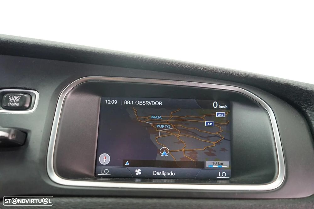 Volvo V40 1.6 D2 R-Design Momentum - 31