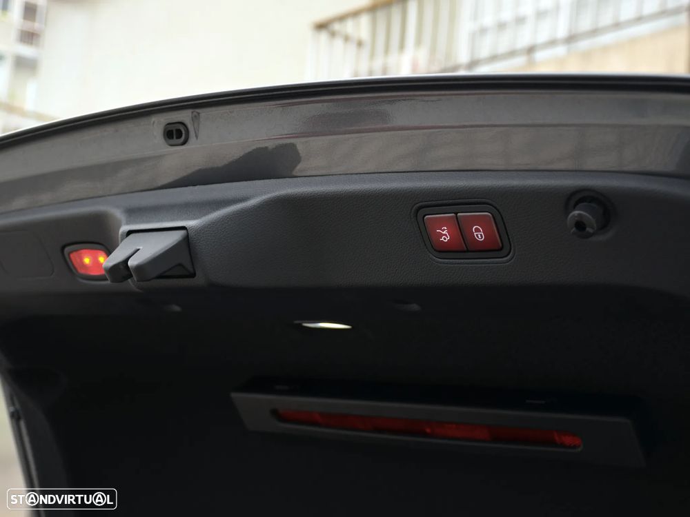 Mercedes-Benz CLS 400 d 4Matic AMG Line - 9