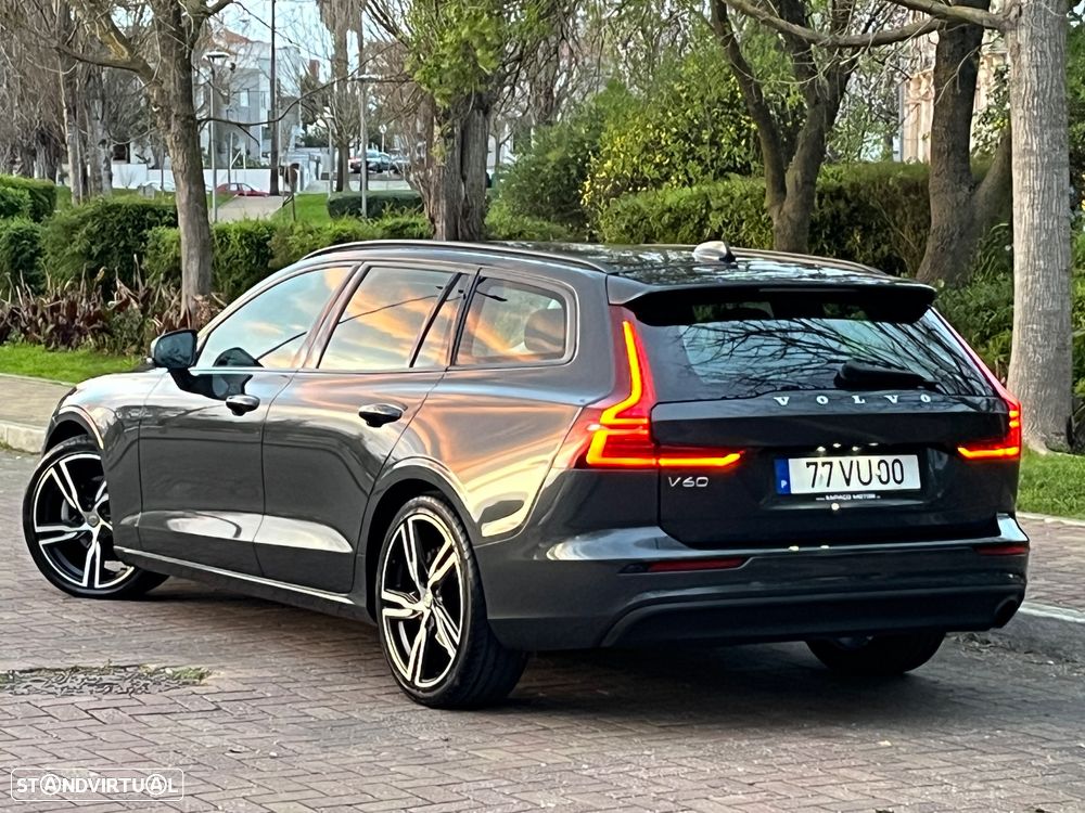 Volvo V60 2.0 D3 Momentum Plus Geartronic - 5