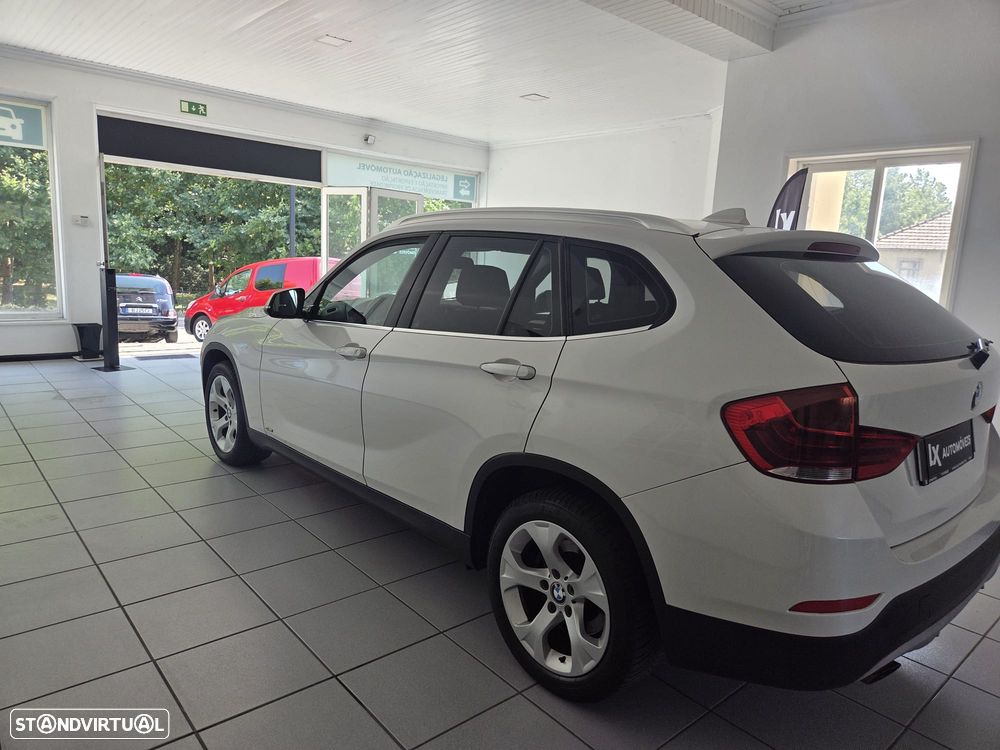 BMW X1 sDrive20d - 11