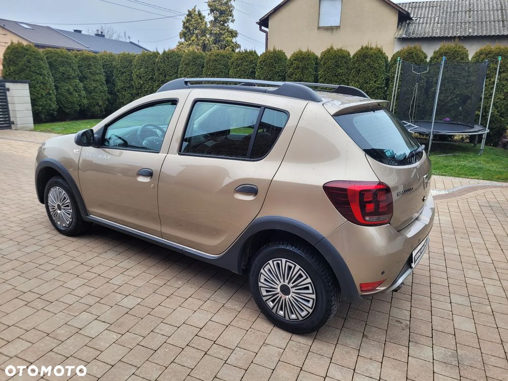 Dacia Sandero Stepway 0.9 TCe Laureate S&S - 11