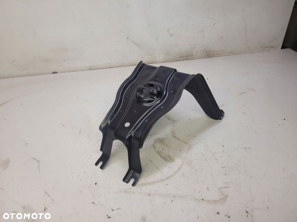 MOCOWANIE KOŁA ZAPASOWEGO AUDI A4 B9 A5 8W0802715A - 2