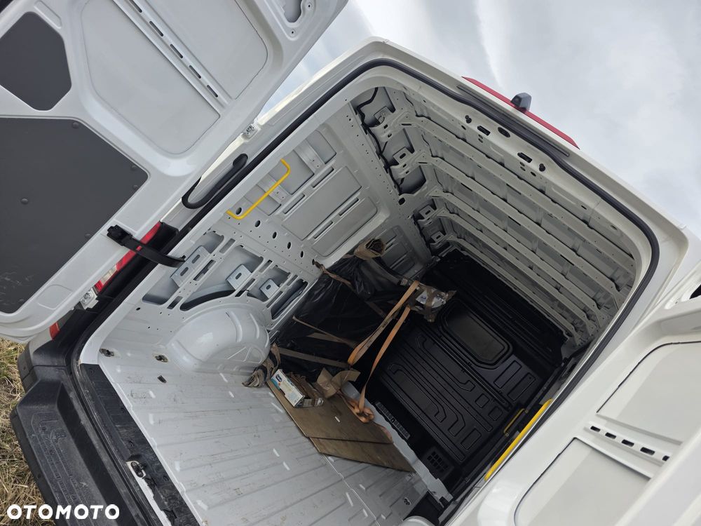 MAN TGE 2,0TDI 140KM - automat - kamera cofania - 9