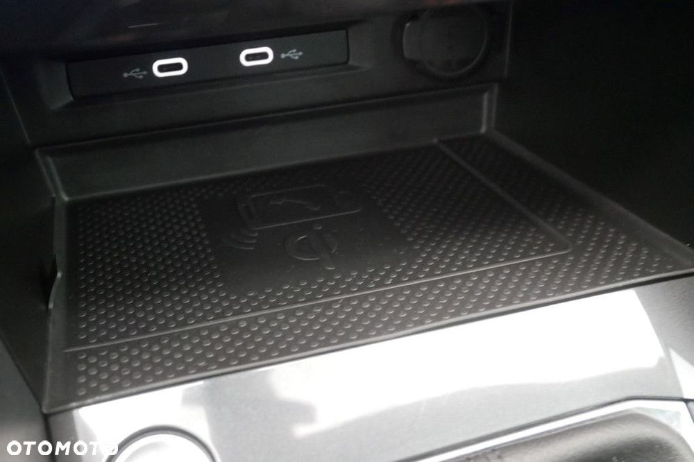 Volkswagen Tiguan 2.0 TSI 4Mot Elegance DSG - 34