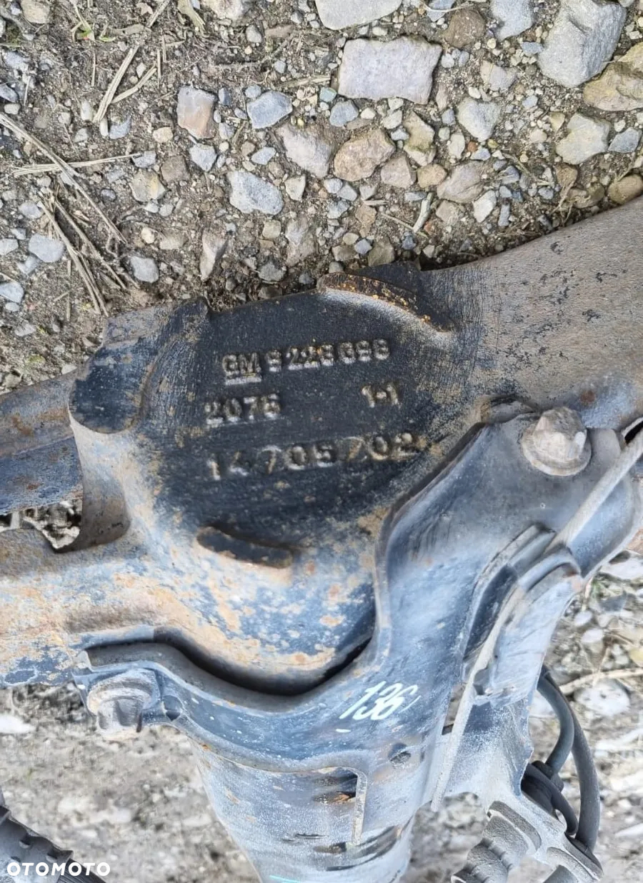 Belka zawieszeszenia tył oś Opel Corsa C po lifcie ABS - 4