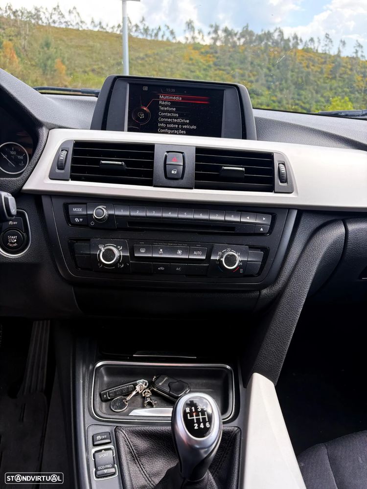 BMW 318 d - 7