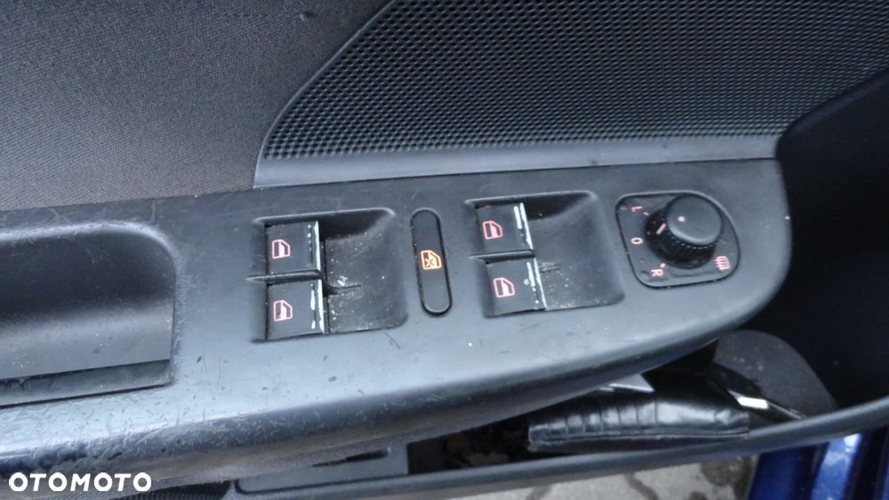 Volkswagen Jetta 1.9 TDI Comfortline - 11