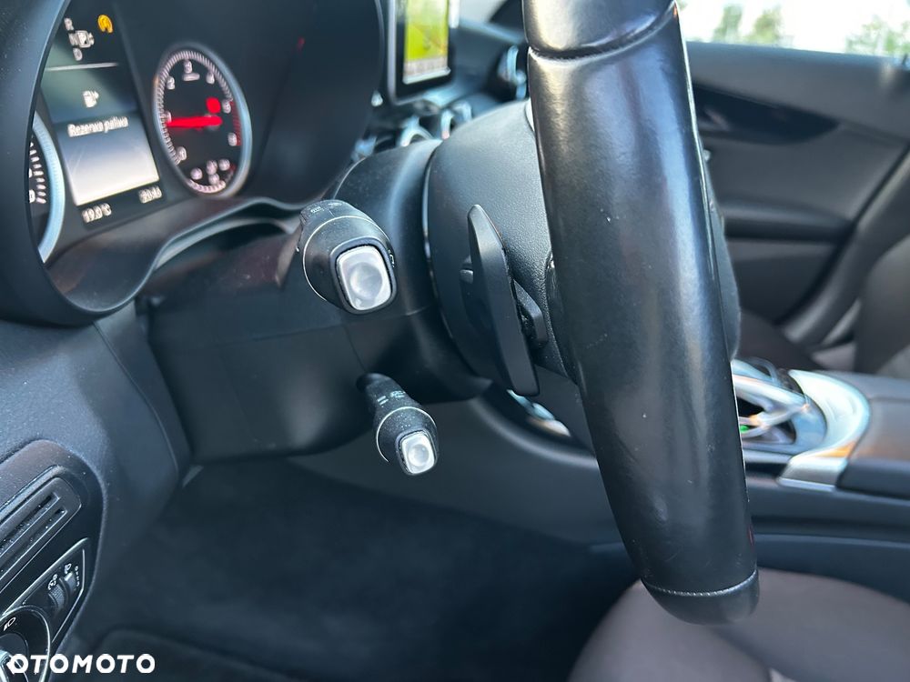 Mercedes-Benz Klasa C 200 (BlueTEC) d 7G-TRONIC Exclusive - 24