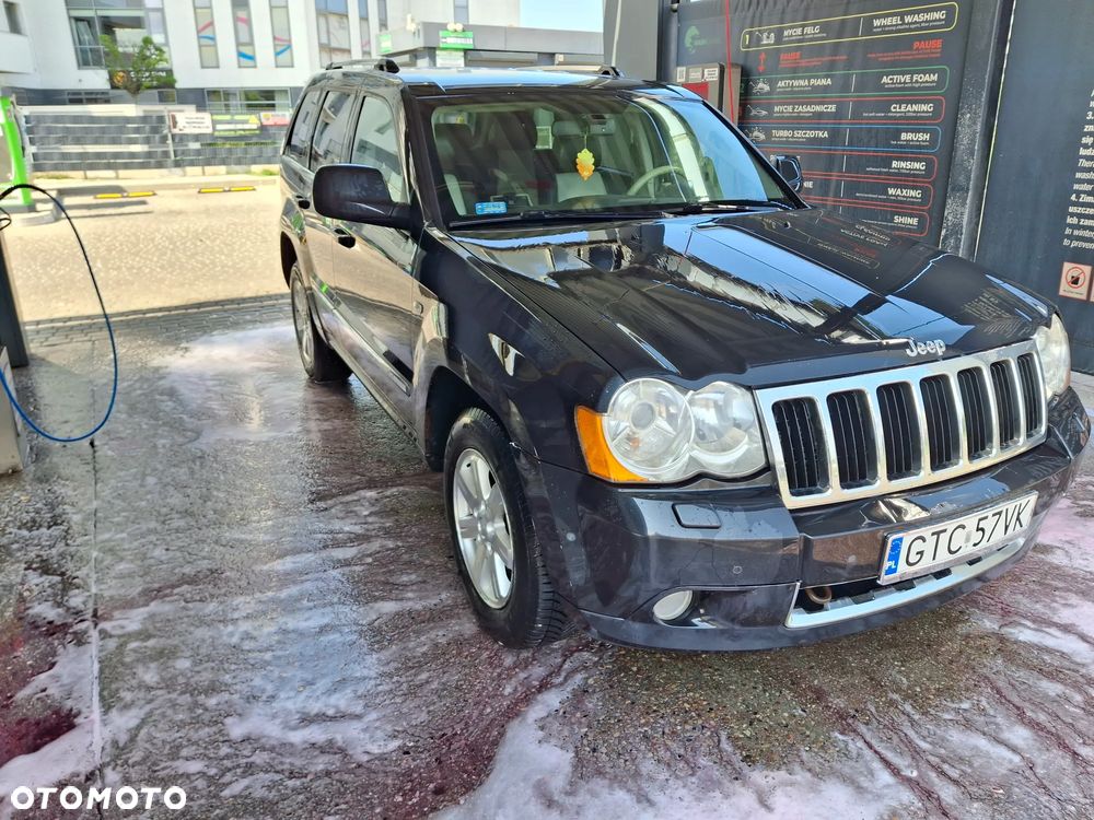 Jeep Grand Cherokee - 2