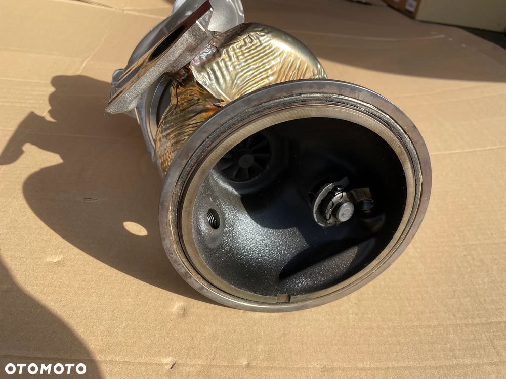 TURBOSPRĘŻARKA  06M145689M  AUDI B9 RS4  RS5  Q7   Q8  A8   3.0 TFSI - 3