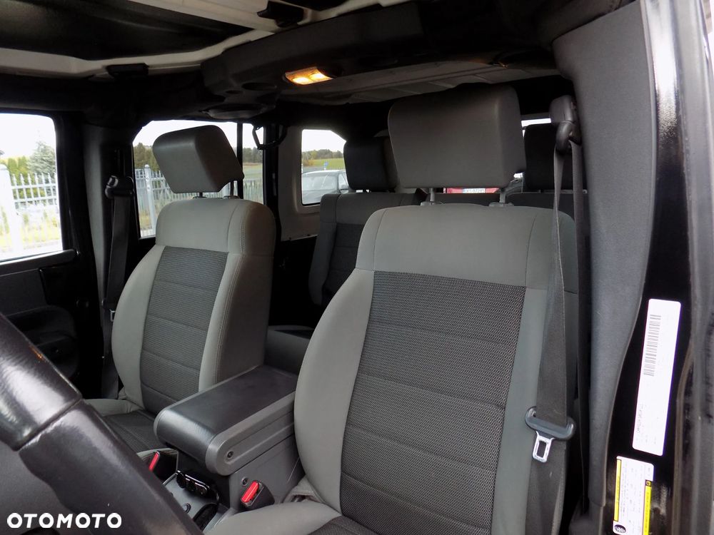 Jeep Wrangler - 24
