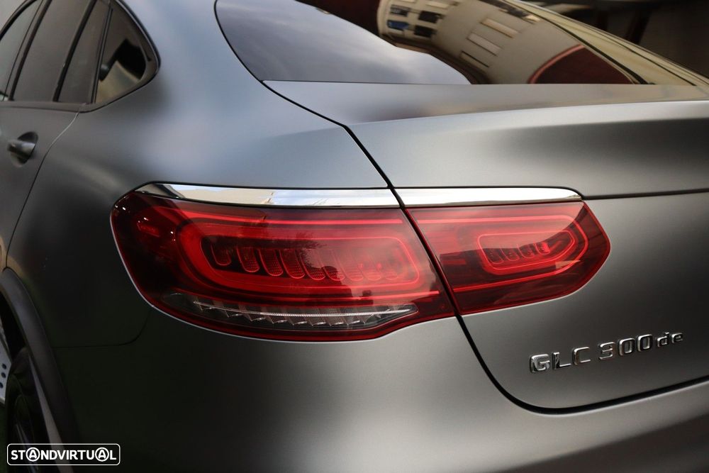 Mercedes-Benz GLC 300 de Coupe 4Matic 9G-TRONIC AMG Line - 20