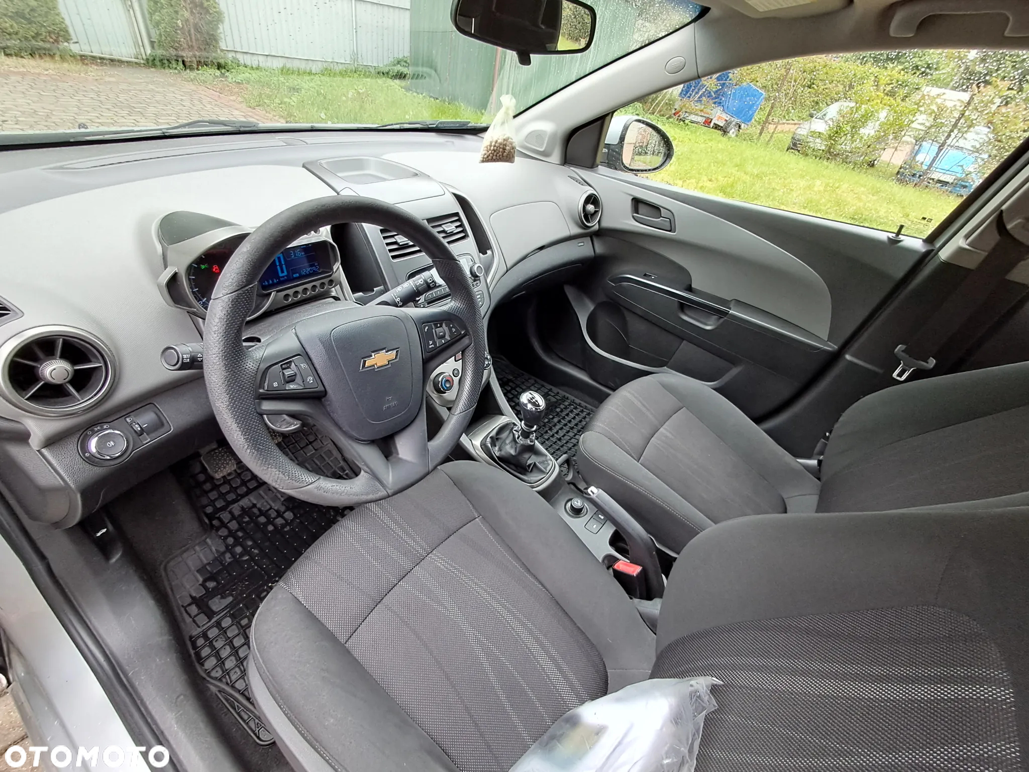Chevrolet Aveo - 8