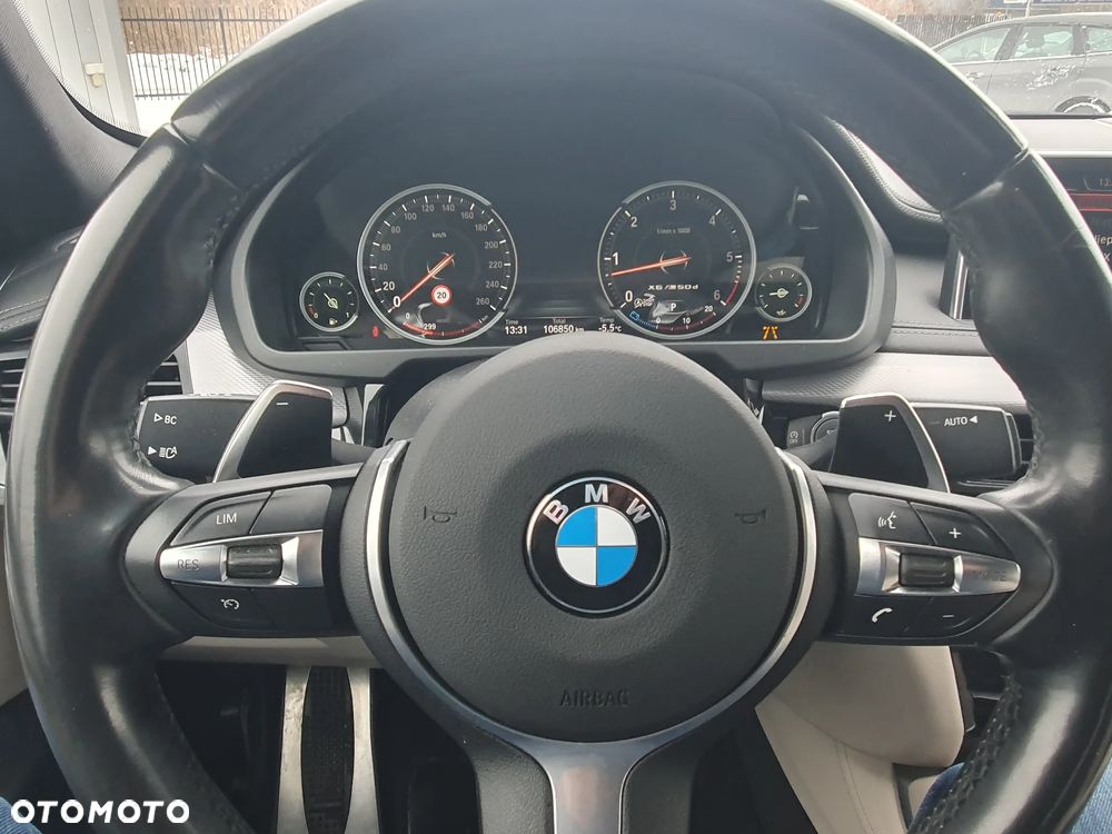 BMW X6 xDriveM50d - 26