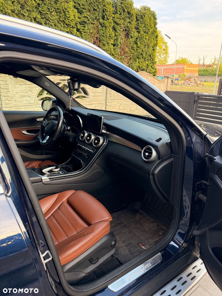 Mercedes-Benz GLC 220 d 4Matic 9G-TRONIC - 8