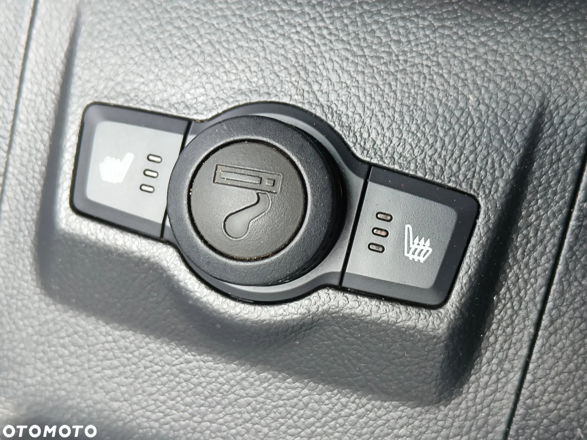 Opel Antara - 31