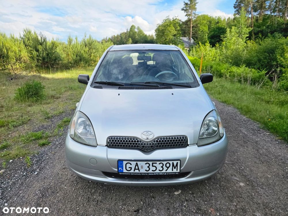 Toyota Yaris - 4