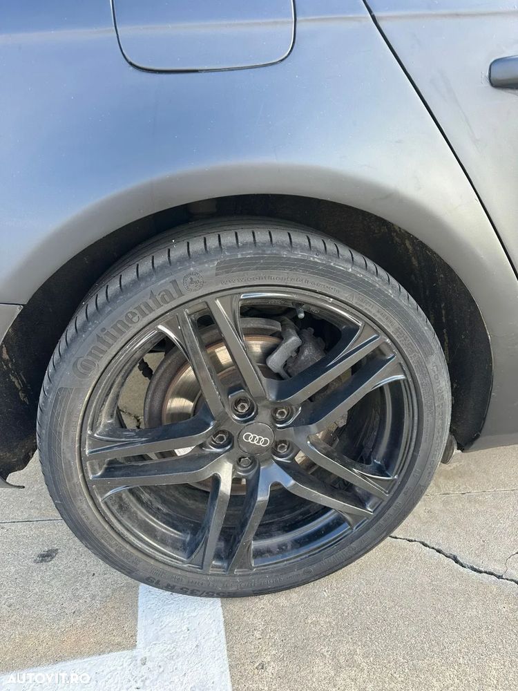 Audi A4 2.0 TDI B8 - 8