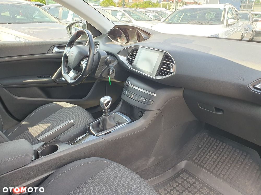 Peugeot 308 1.2 PureTech Active S&S - 8