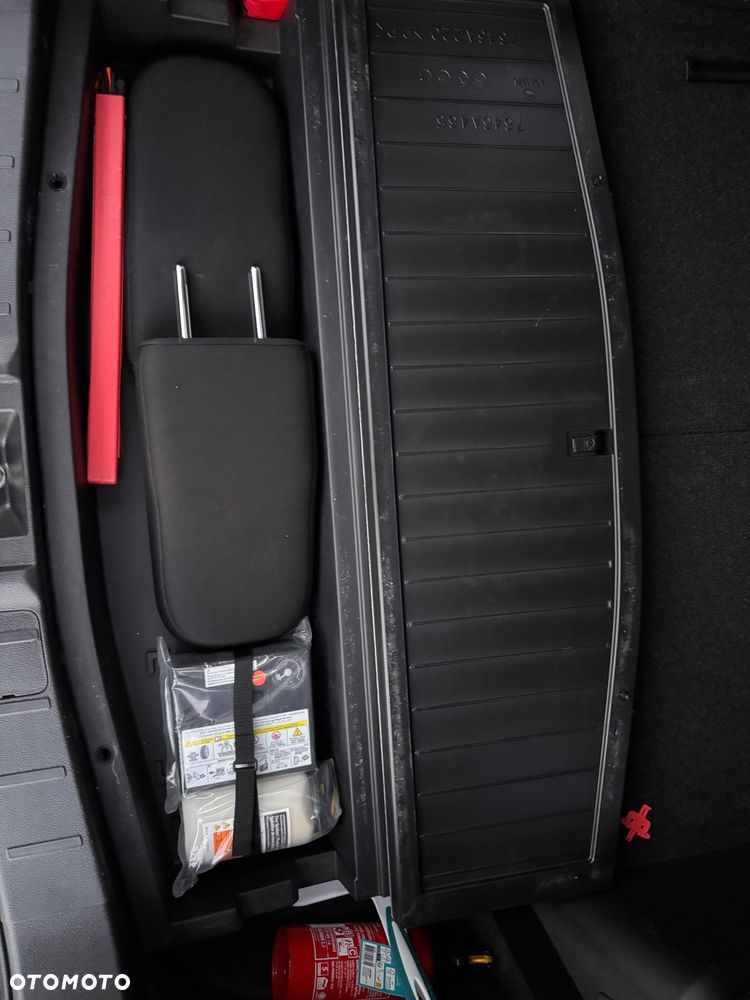 Mitsubishi Outlander - 27