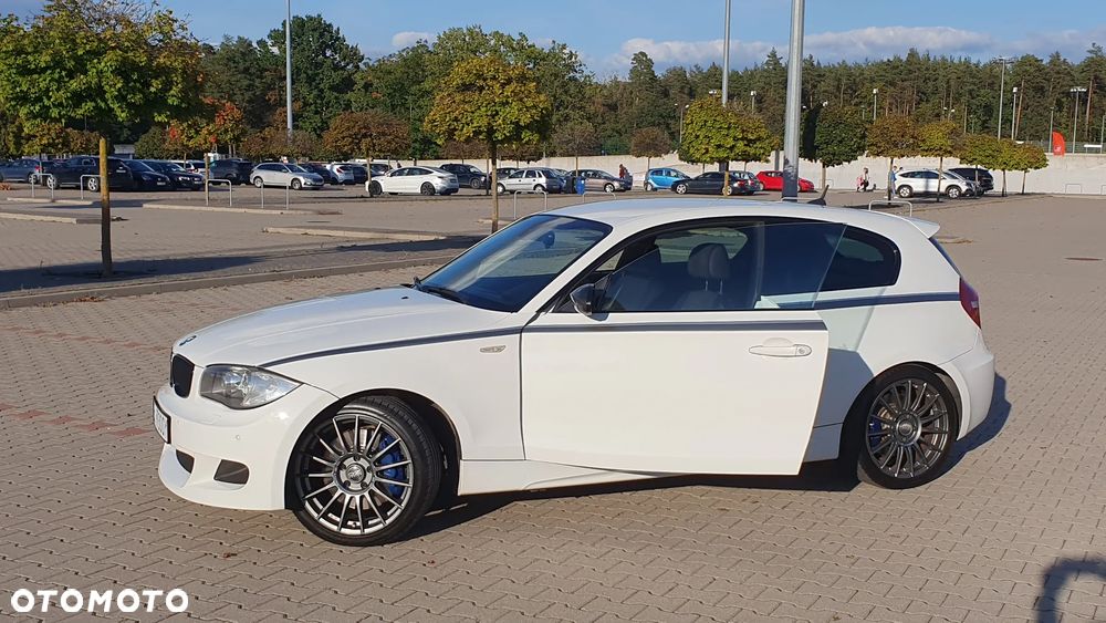 BMW Seria 1 123d - 28