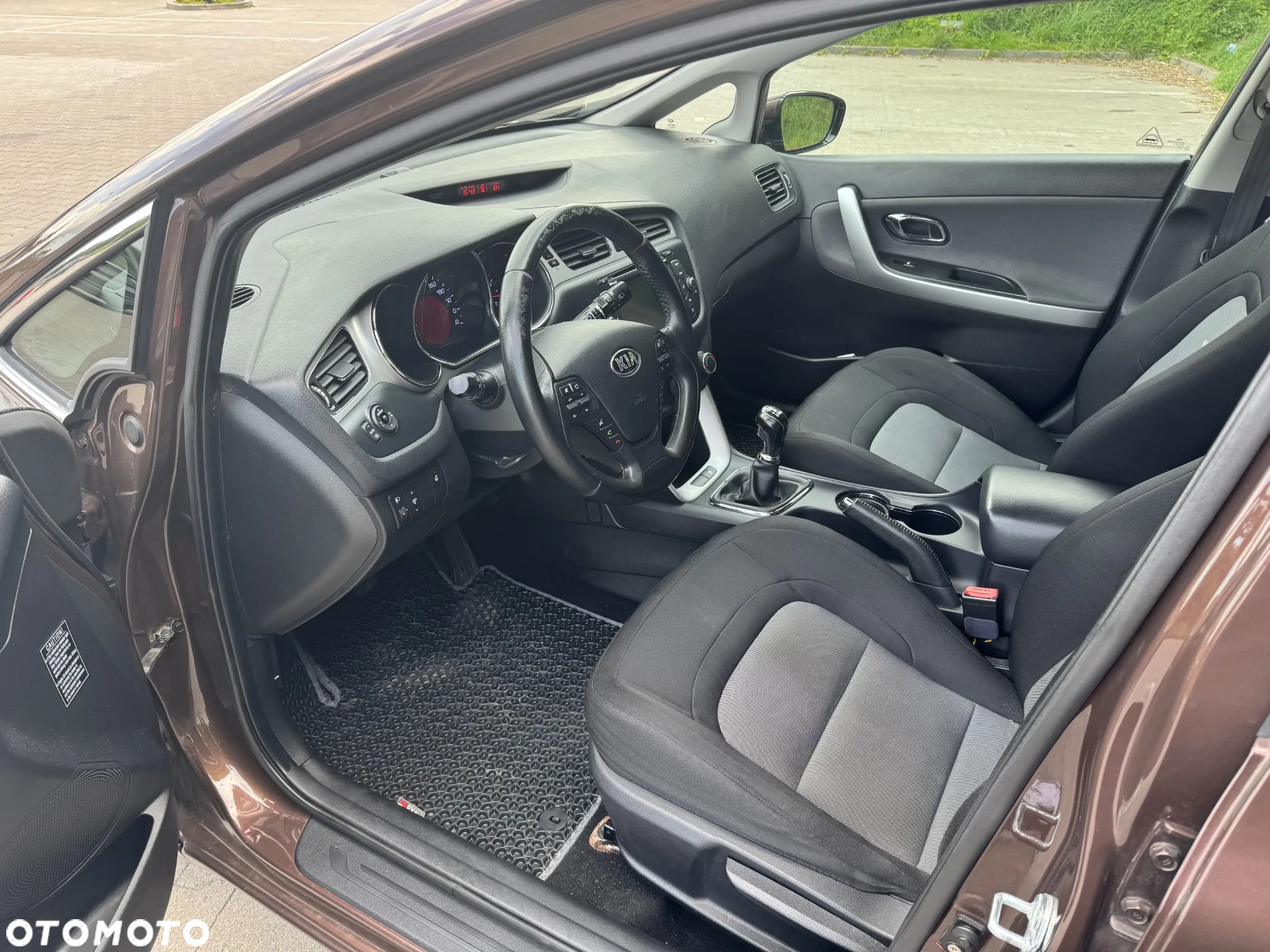 Kia Ceed - 15
